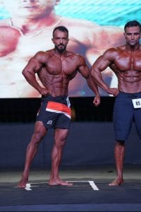 الزهراني يُتوج بذهبية بطولة العالم لكمال الأجسام