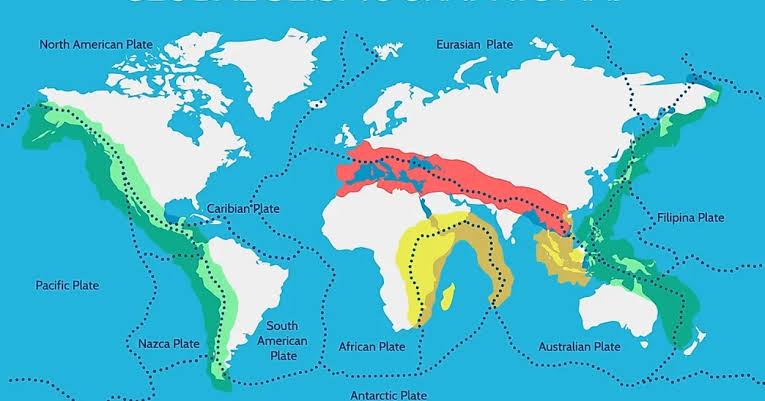 "حزام سحابي يمتد 2500 كيلومتر من الخليج إلى الأناضول"