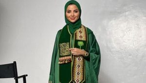 المرأة السعودية تحتفي بيومها الوطني بفساتين تمزج بين الأصالة والفخامة
