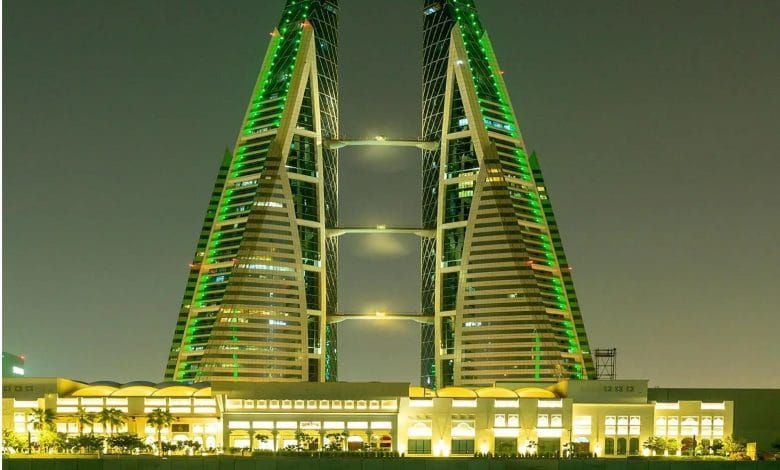 مملكة البحرين تزدان باللون الأخضر احتفاءً باليوم الوطني الـ 95