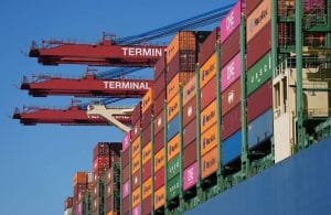 الرسوم الجمركية 