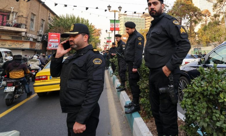 الشرطة الإيرانية