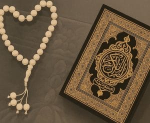 "نفحات من نور: فضل الصلاة على النبي ﷺ في يوم الجمعة"