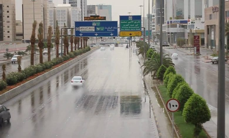 طقس المملكة اليوم الثلاثاء 14 أكتوبر.. أمطار رعدية ورياح نشطة