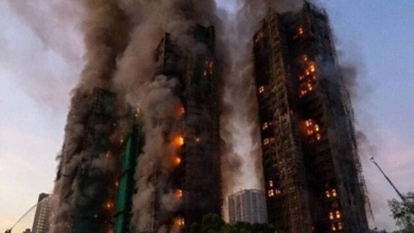 ارتفاع حصيلة قتلى حريق المجمع سكنى بهونج كونج إلى 83 شخصًا