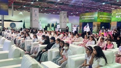 طلاب وطالبات مدارس مكة المكرمة يتفاعلون مع مهرجان واحة الملك سلمان