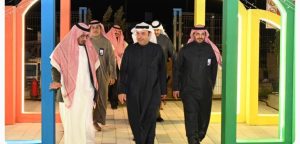 الرئيس التنفيذي للهيئة الملكية بالجبيل يزور مهرجان ألوان الجبيل